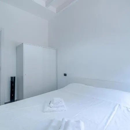 Joy-serenity 9 Mins To The Sea *